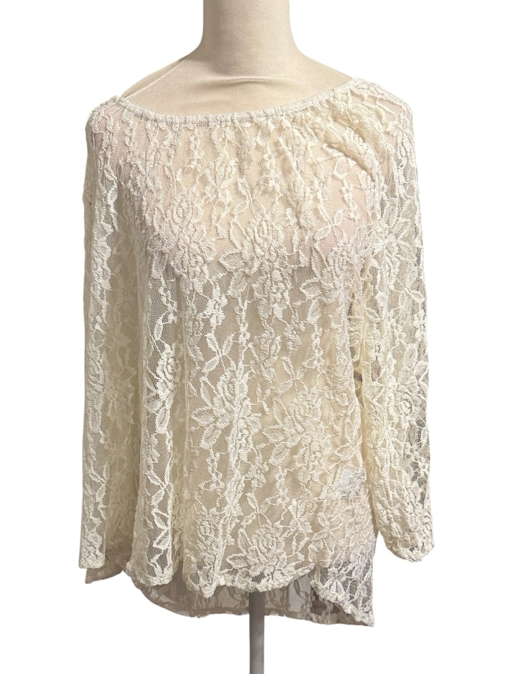 ARIAT lace overlay top size XL